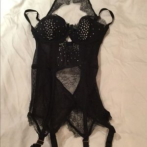 VS 34C ‘Very Sexy’ Black bustier/garter belt